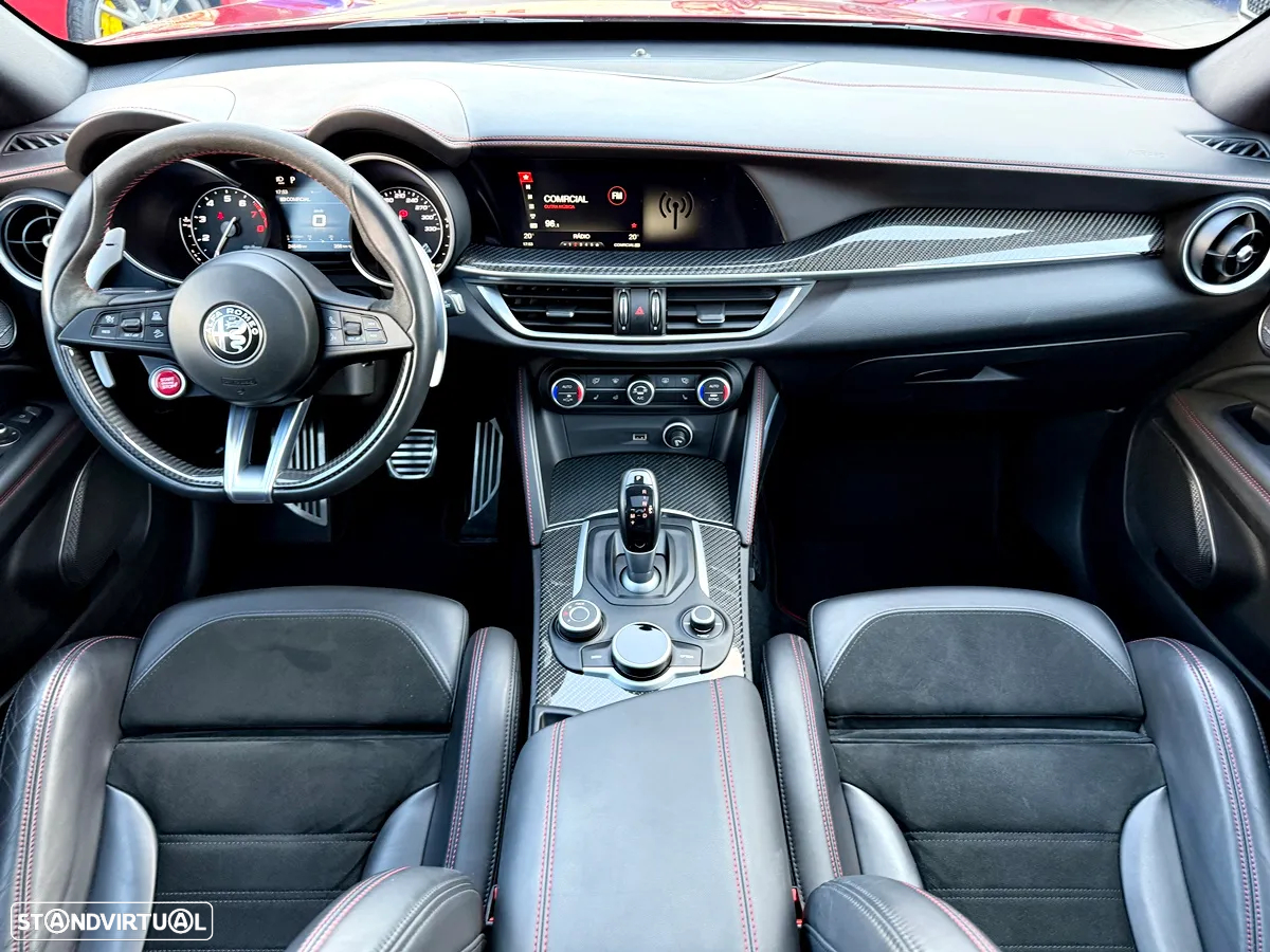 Alfa Romeo Stelvio 2.9 T Quadrifoglio Q4 - 9