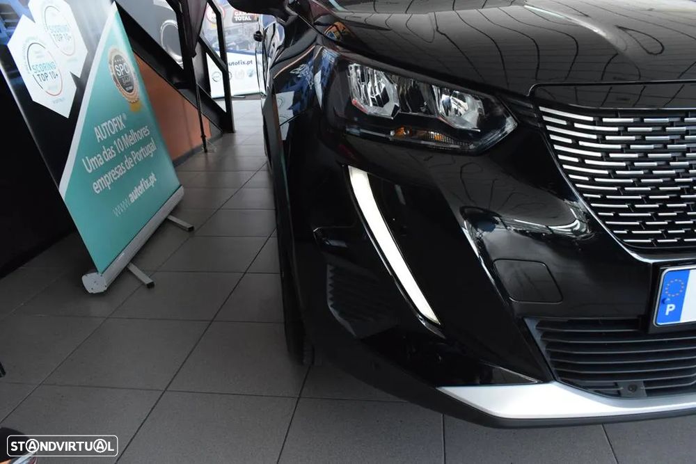 Peugeot 2008 1.5 BlueHDi Allure EAT8 - 46