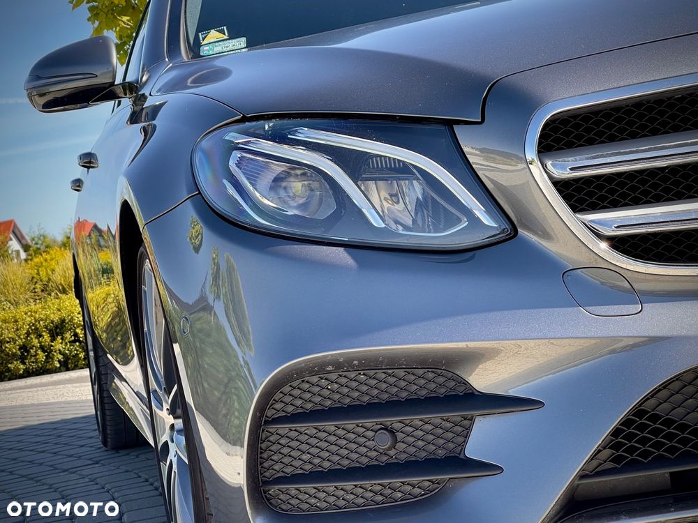 Mercedes-Benz Klasa E 200 9G-TRONIC - 4