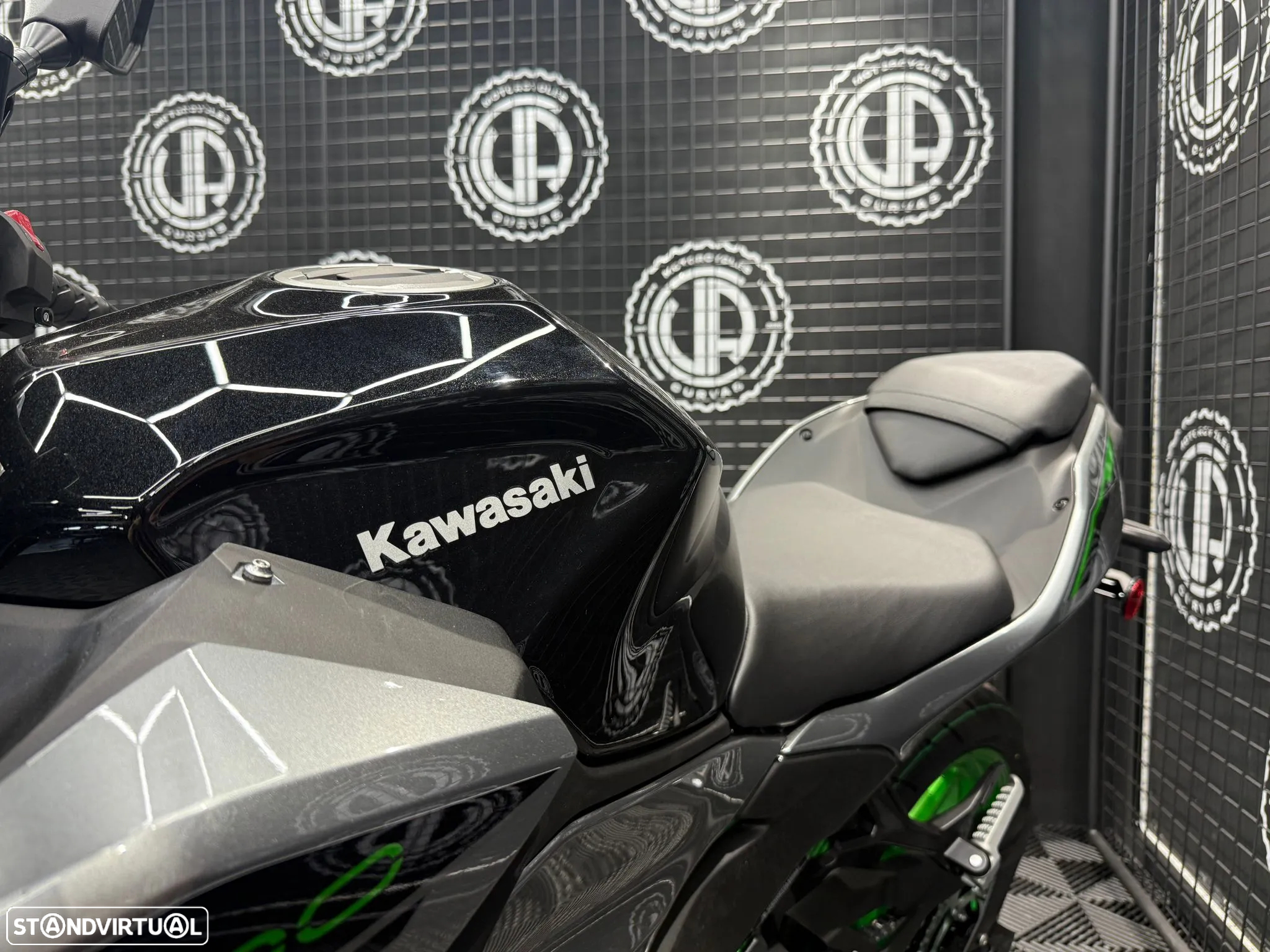 Kawasaki Z 500 SE 2025 - 6