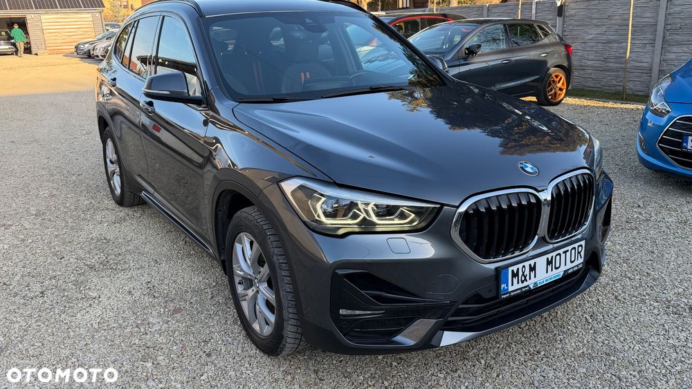 BMW X1 sDrive18d Sport Line - 1