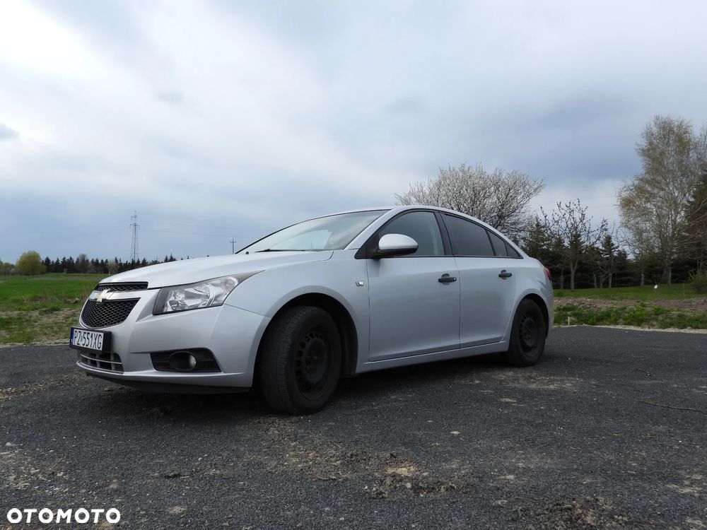 Chevrolet Cruze 1.6 - 2