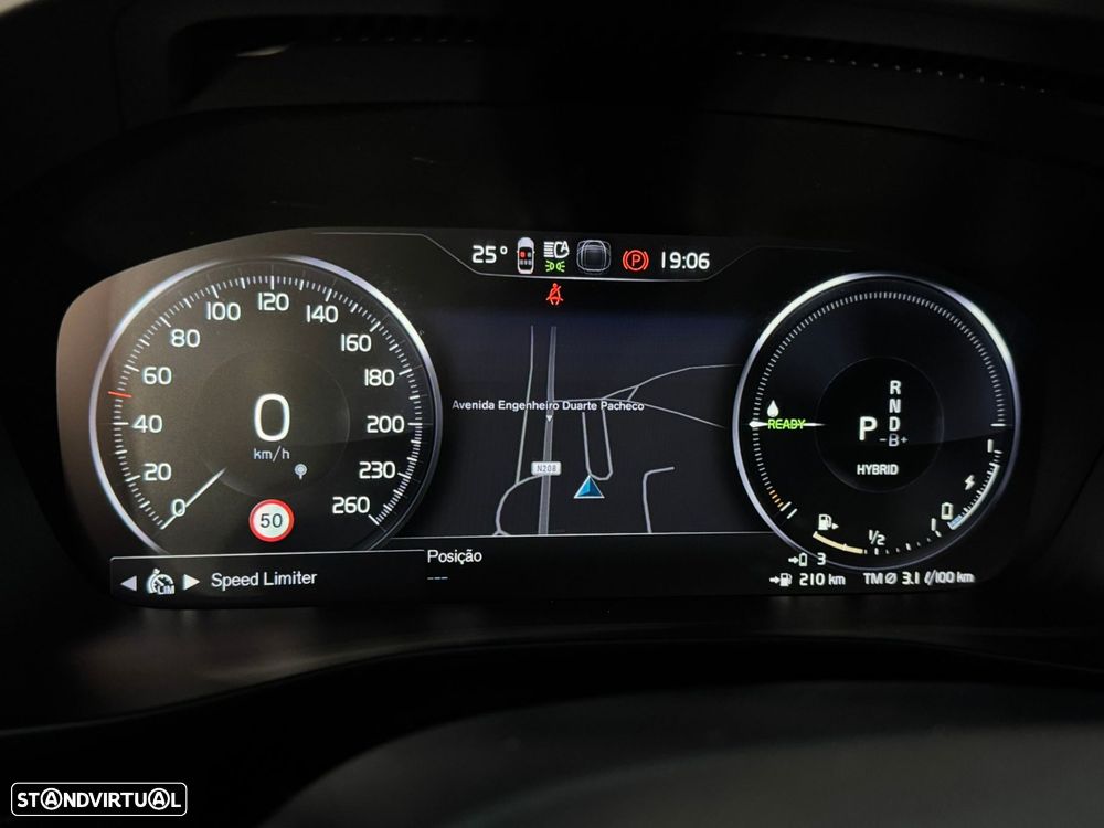 Volvo XC 40 1.5 T4 PHEV Plus Dark - 31