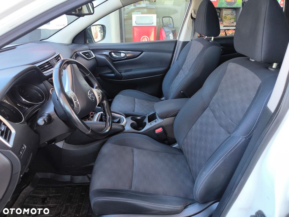 Nissan Qashqai 1.5 dCi Visia - 14