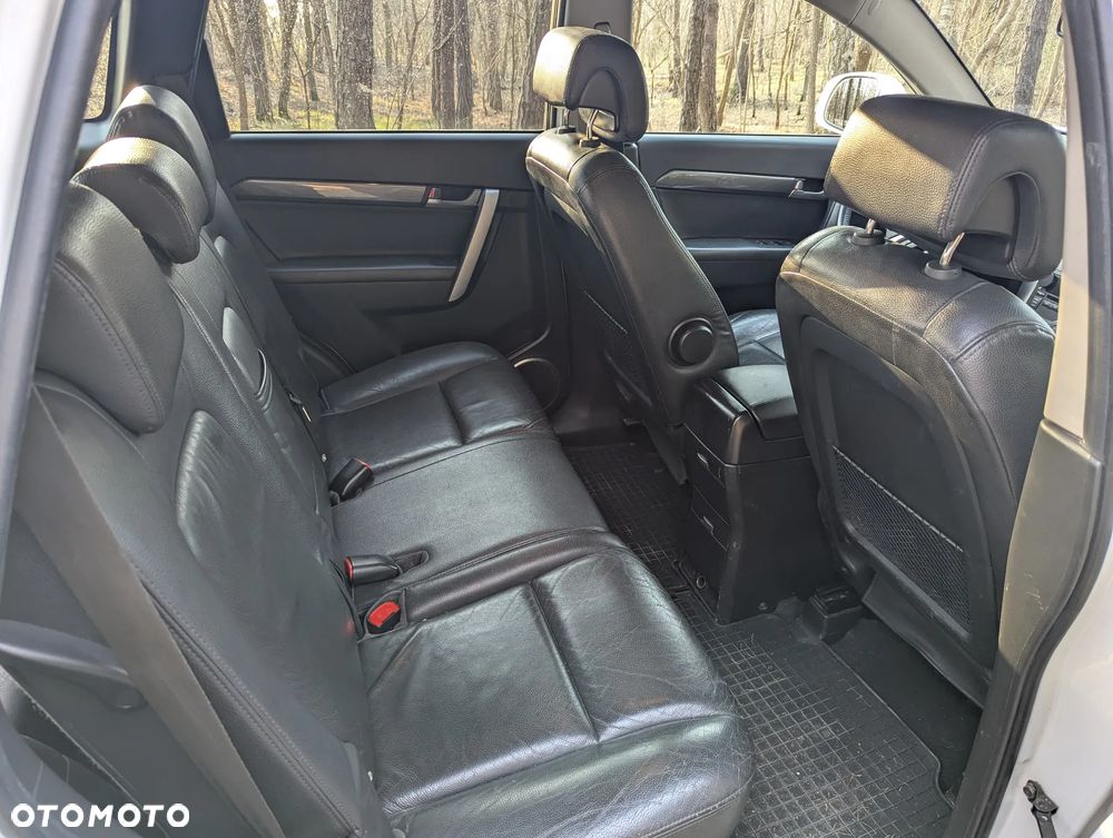 Chevrolet Captiva 2.0 4WD 7 Sitzer Automatik LT - 12