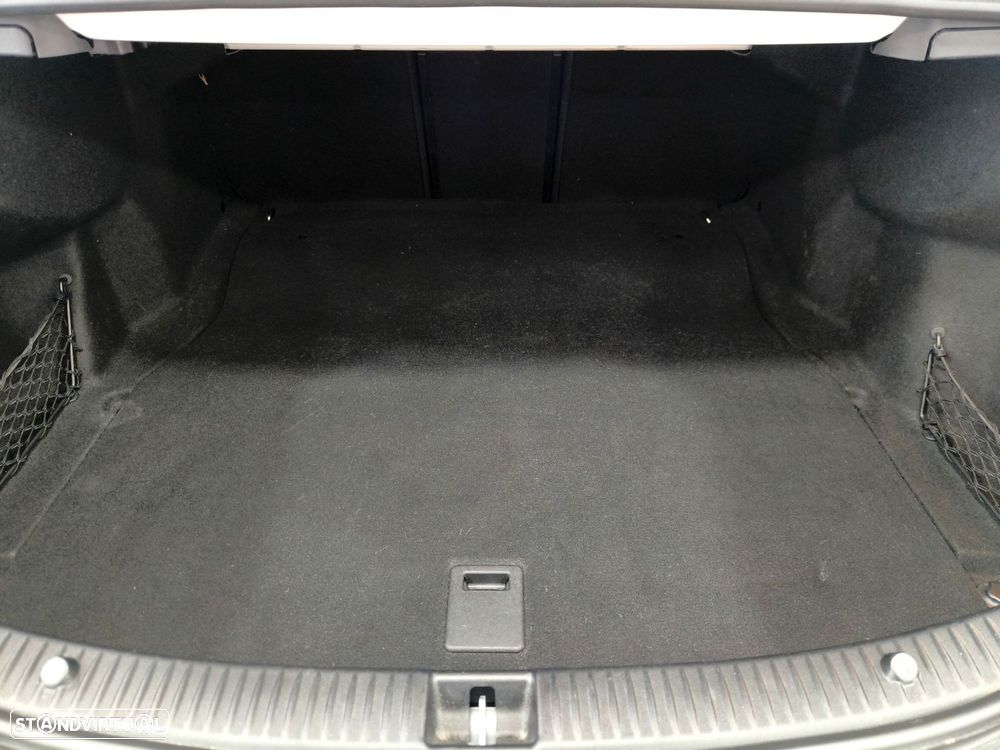 Mercedes-Benz C 220 d Avantgarde Aut. - 27