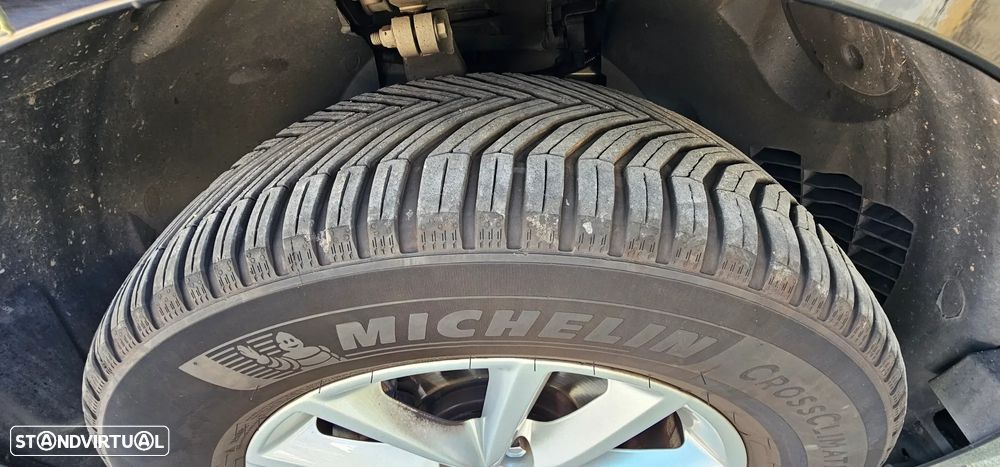 Jaguar F-Pace 2.0 i4D Prestige - 15