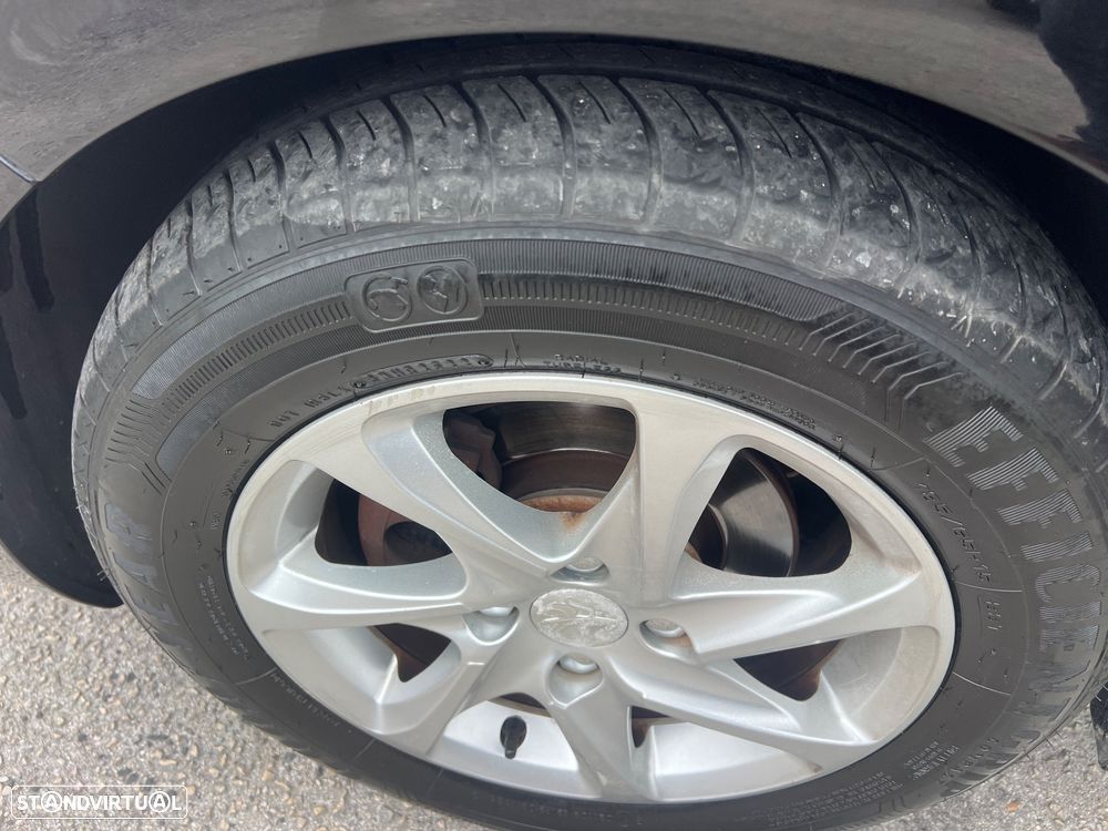 Peugeot 208 1.2 PureTech Style - 10