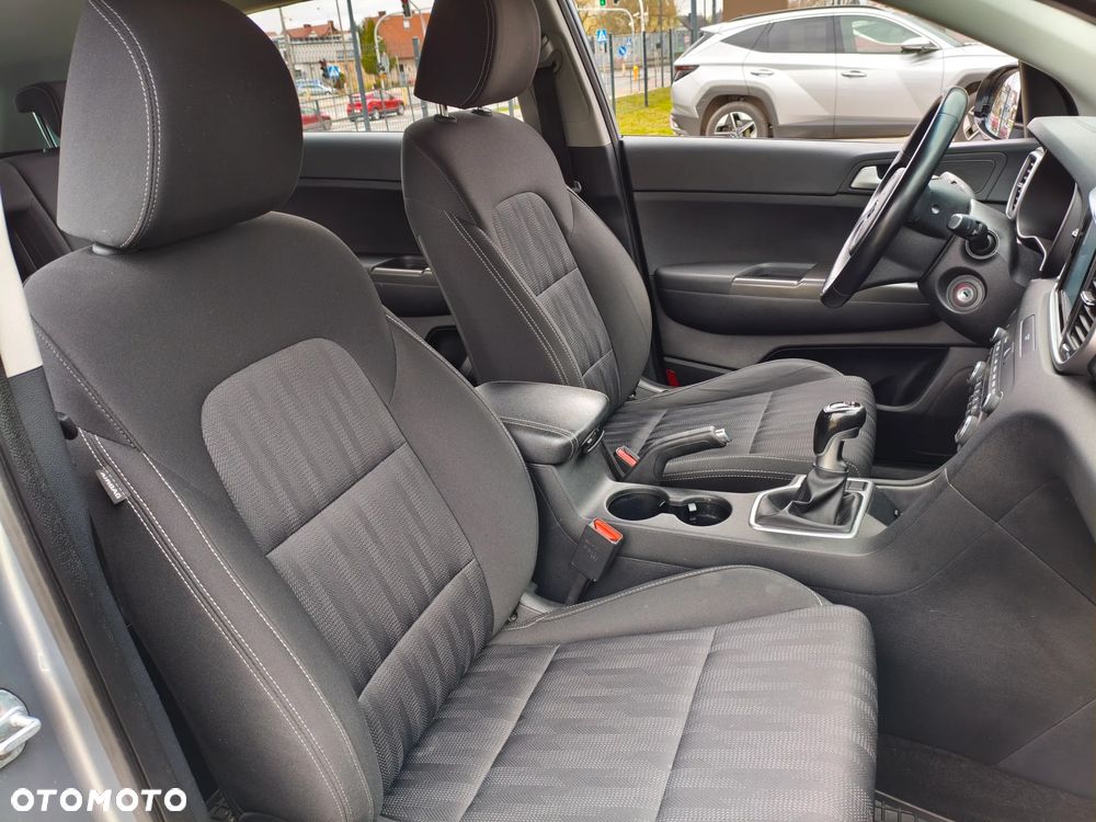 Kia Sportage 1.6 GDI L 2WD - 19