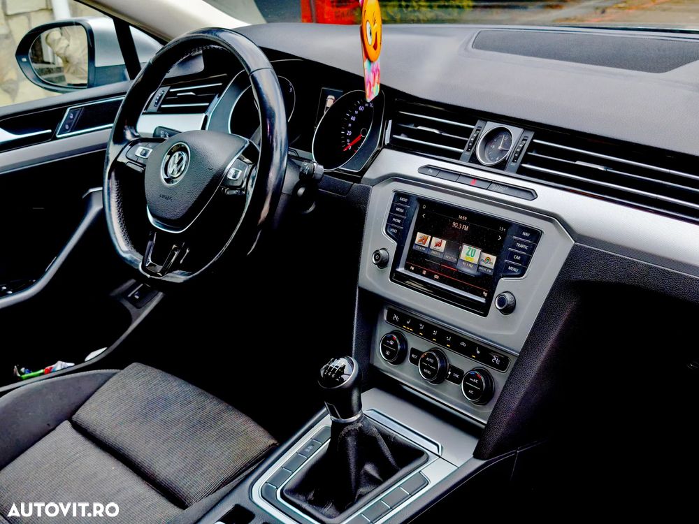 Volkswagen Passat 1.6 TDI (BlueMotion Technology) Comfortline - 10