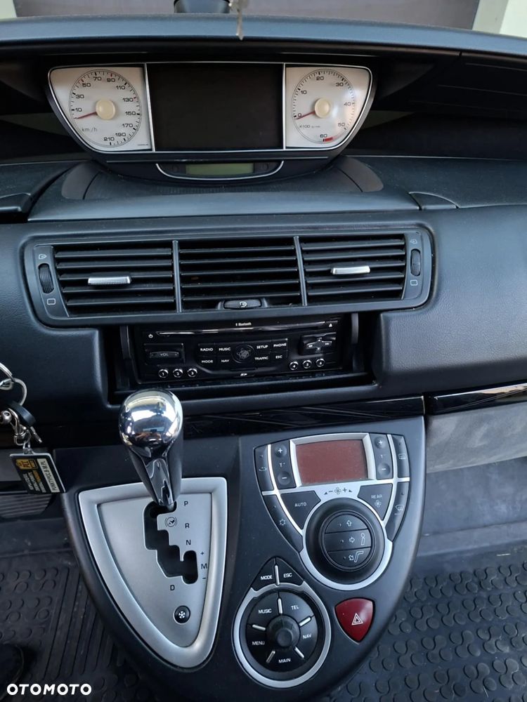 Citroën C8 - 6