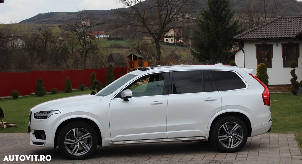Volvo XC 90 D5 AWD Geartronic RDesign - 5