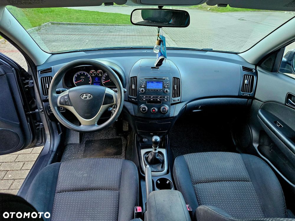 Hyundai i30 1.6 blue Classic - 5