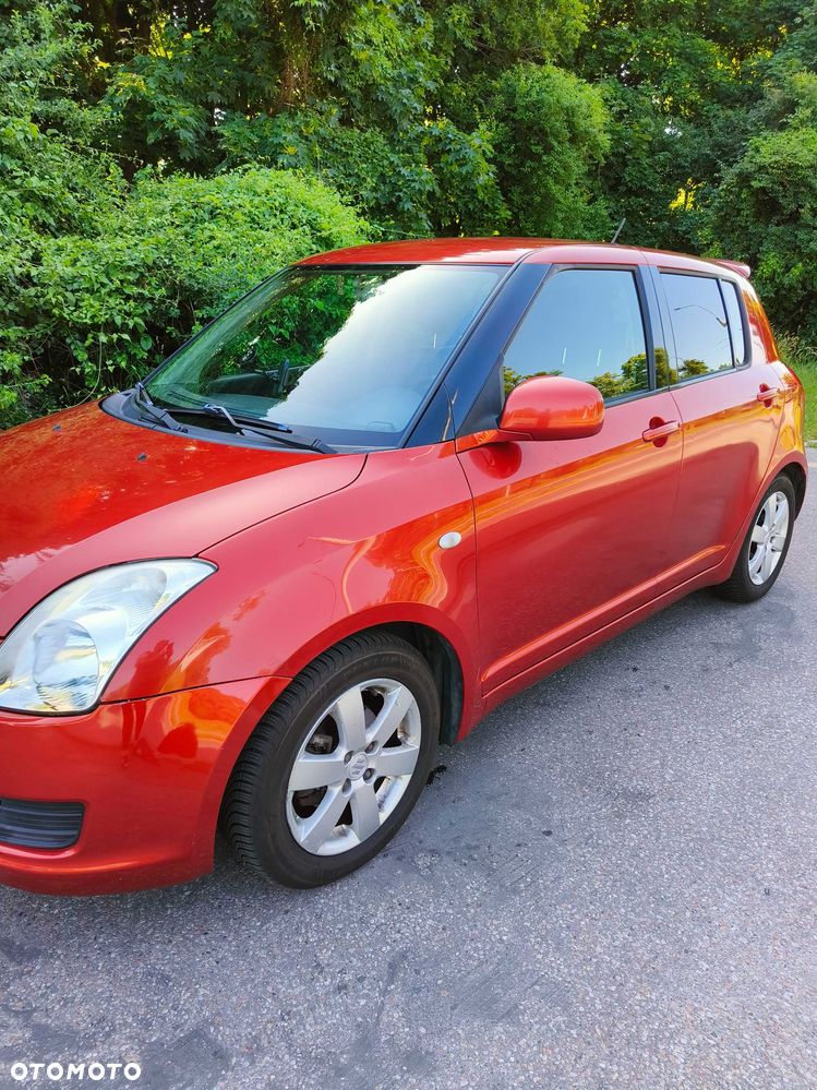 Suzuki Swift - 2