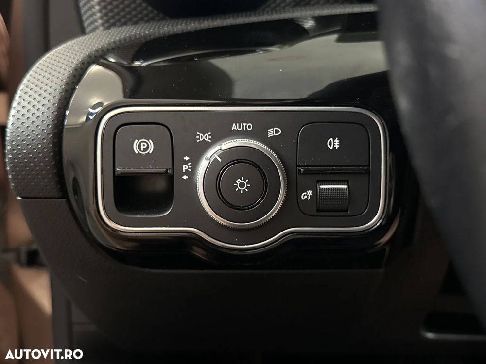 Mercedes-Benz A 180 - 16