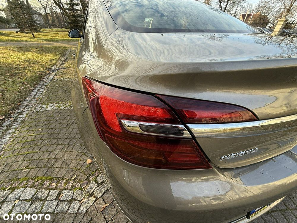 Opel Insignia - 11