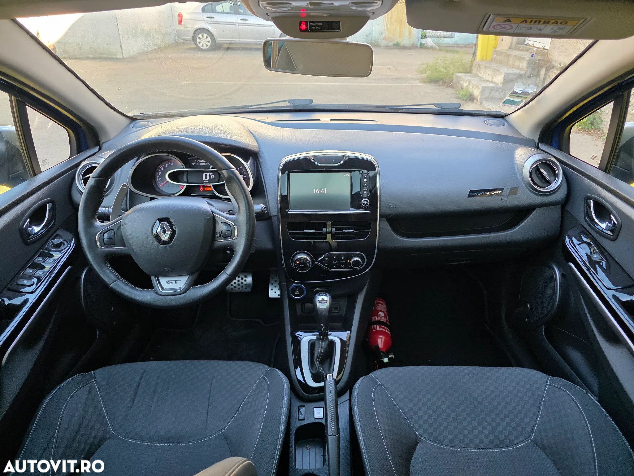 Renault Clio ENERGY TCe 120 EDC GT - 4
