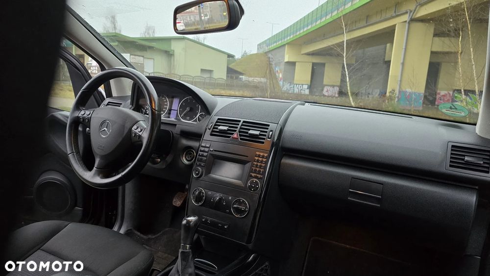 Mercedes-Benz Klasa A 160 BlueEFFICIENCY Avantgarde - 23