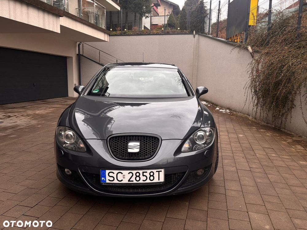 Seat Leon 2.0 TDI DSG Stylance - 4