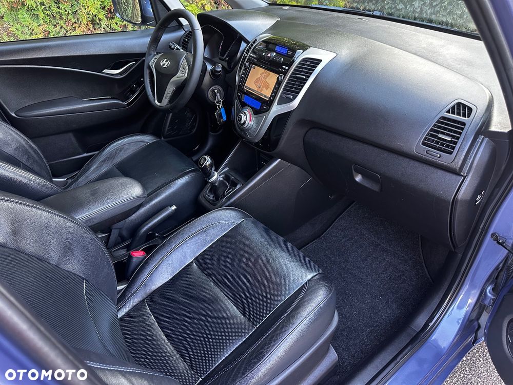 Hyundai ix20 1.4 Premium blue - 17