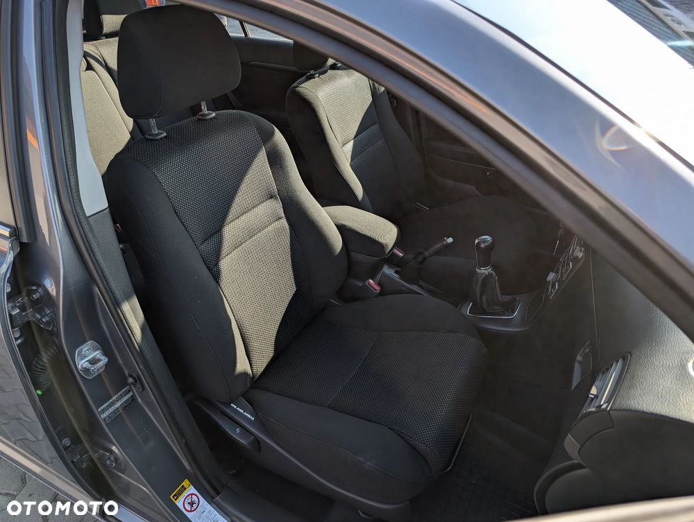 Toyota Avensis 1.8 VVT-i Edition - 35