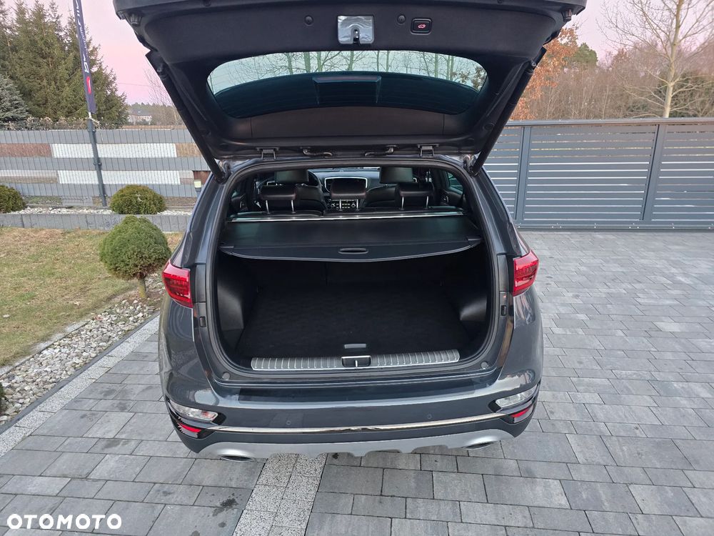 Kia Sportage 1.6 CRDI AWD Eco-Dynamics+ (48V M-H) DCT GT LINE - 18