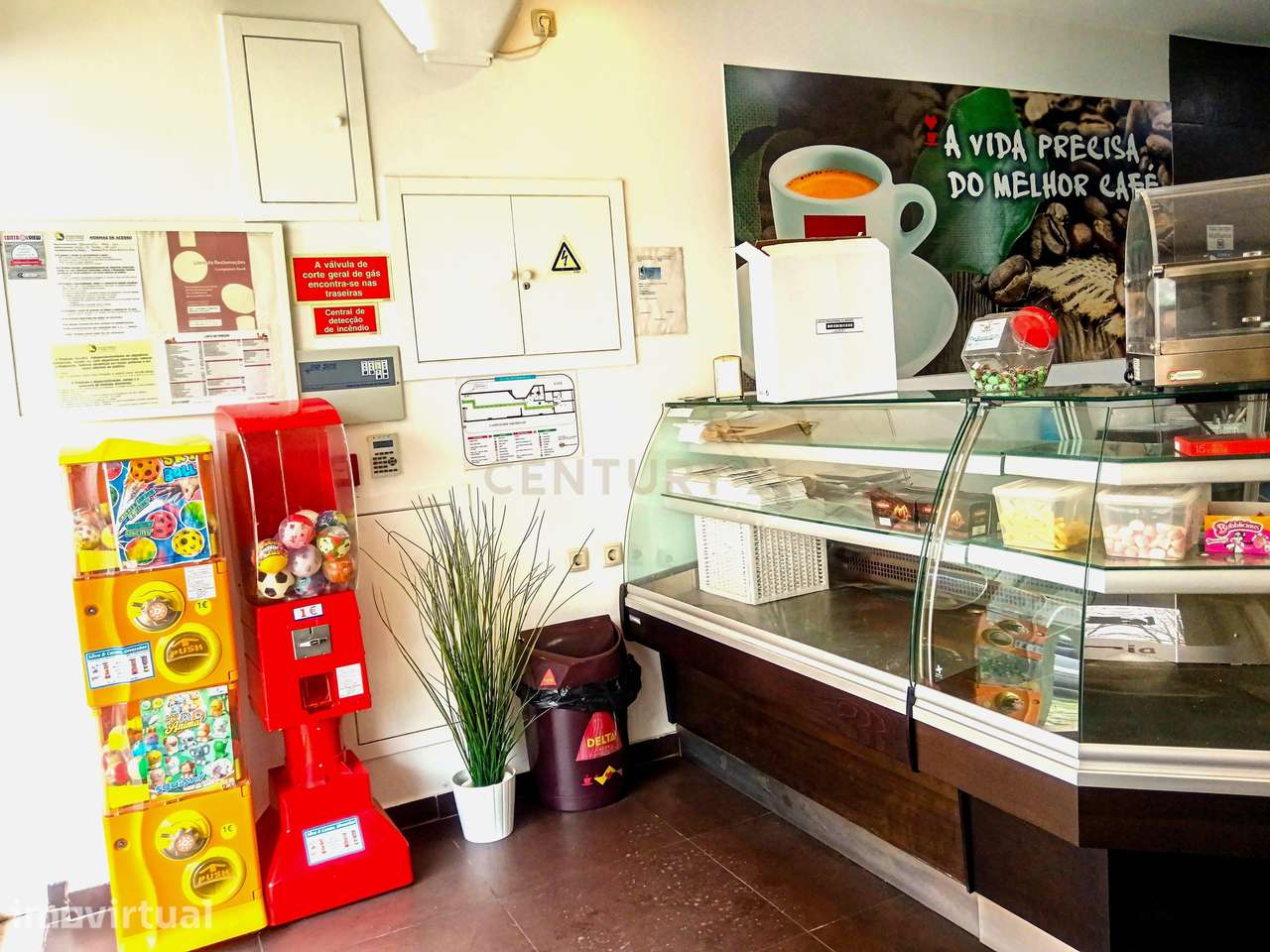 Espaço comercial (Pastelaria / Restaurante) Sta Iria Azoia - Grande imagem: 4/18