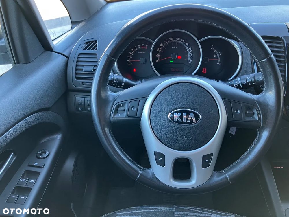 Kia Venga 1.4 L - 13