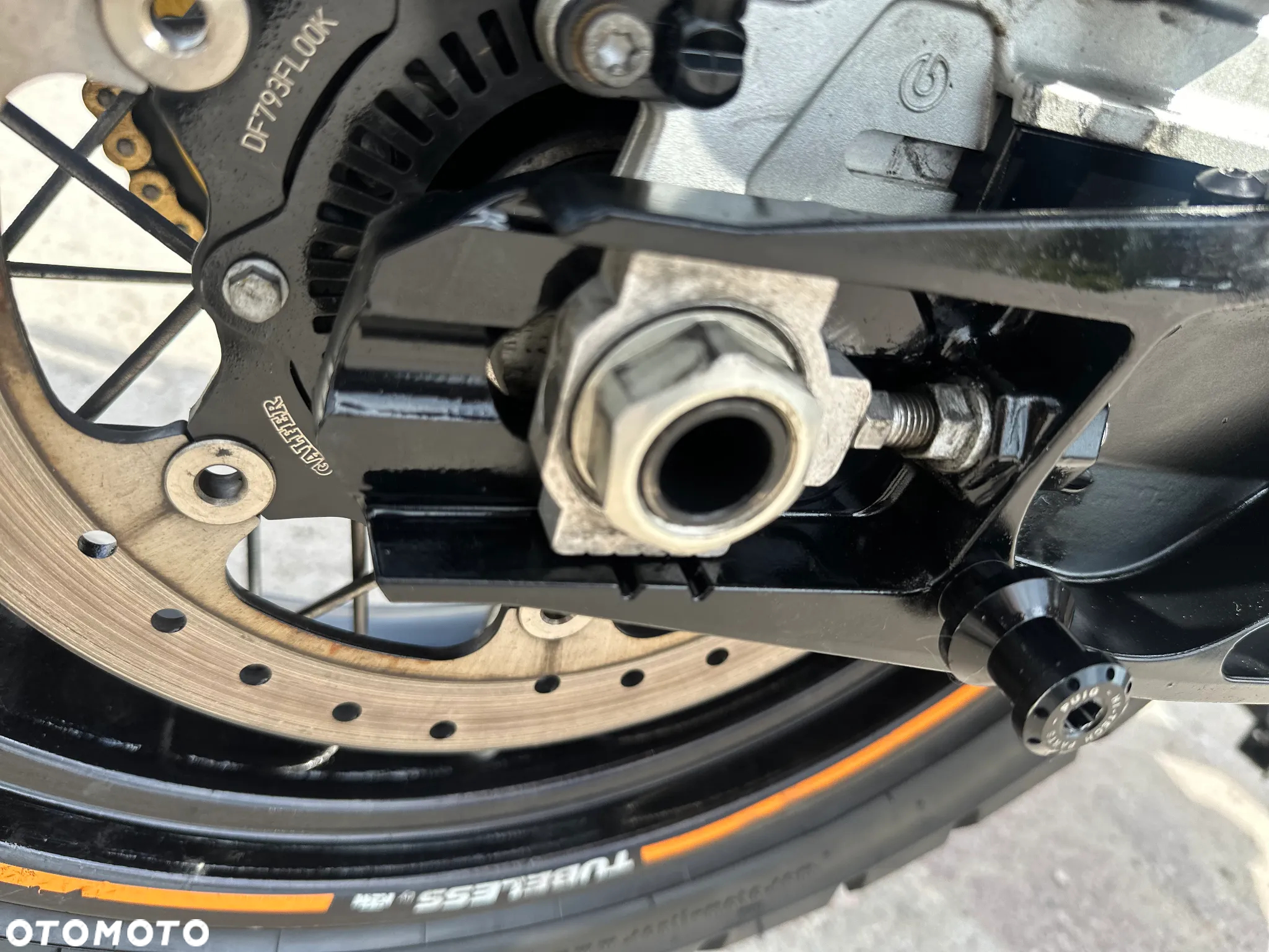 KTM Adventure - 13