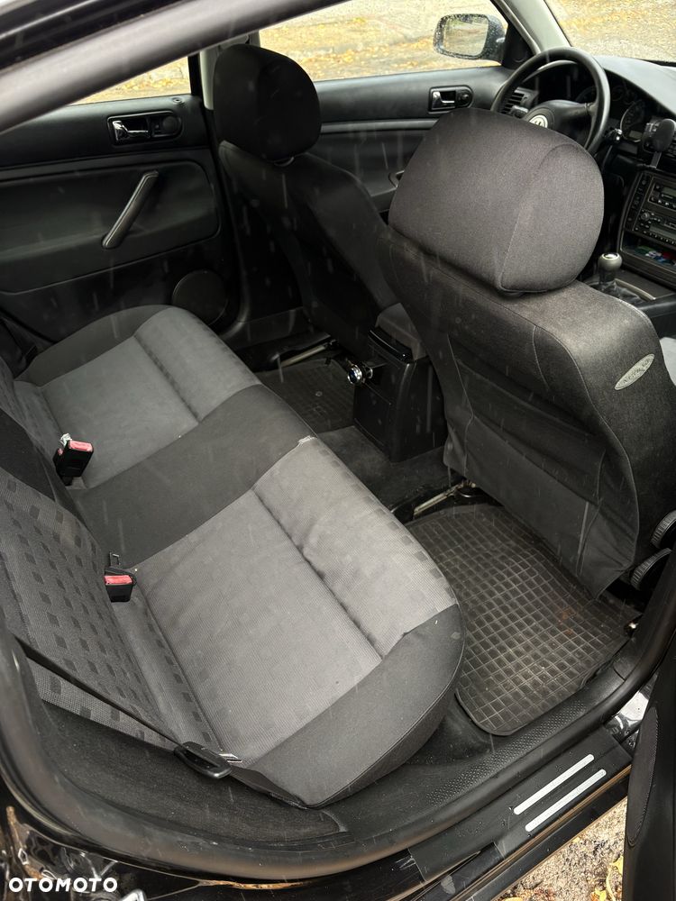 Volkswagen Passat - 8