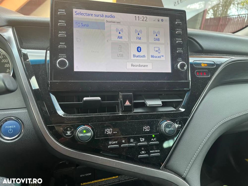 Toyota Camry 2.5 Hybrid Dynamic - 10