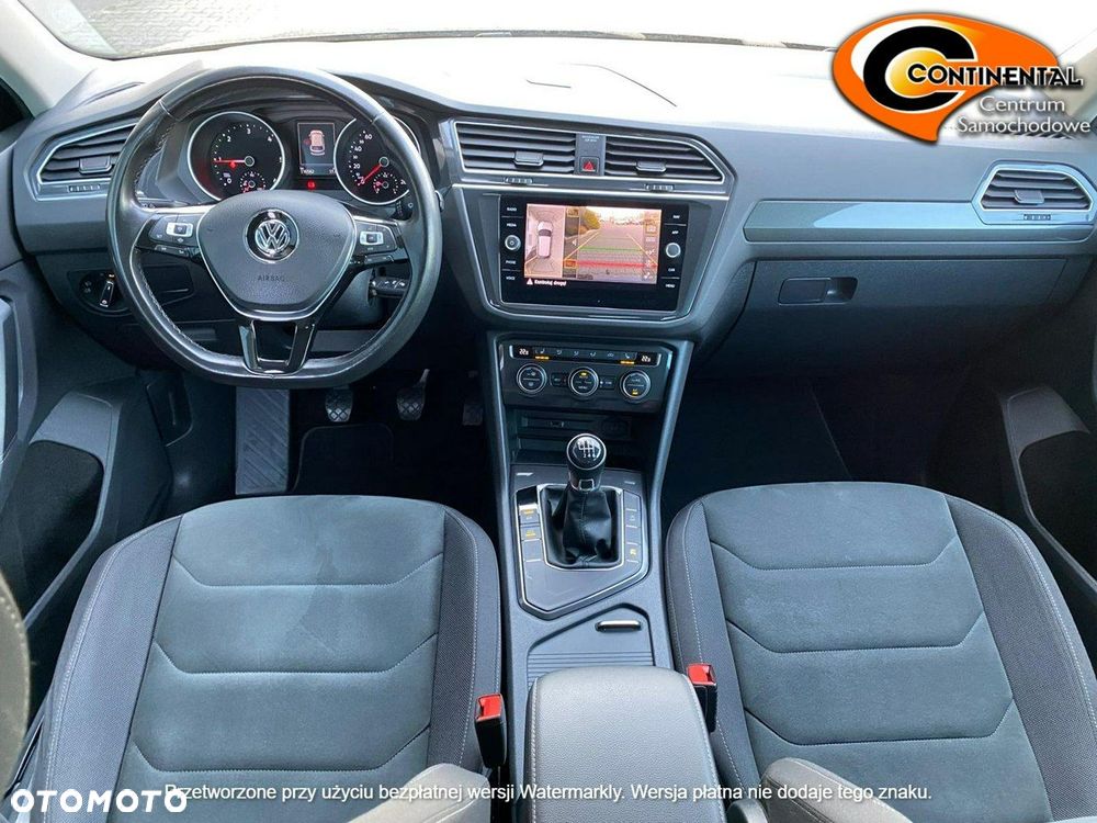 Volkswagen Tiguan - 8