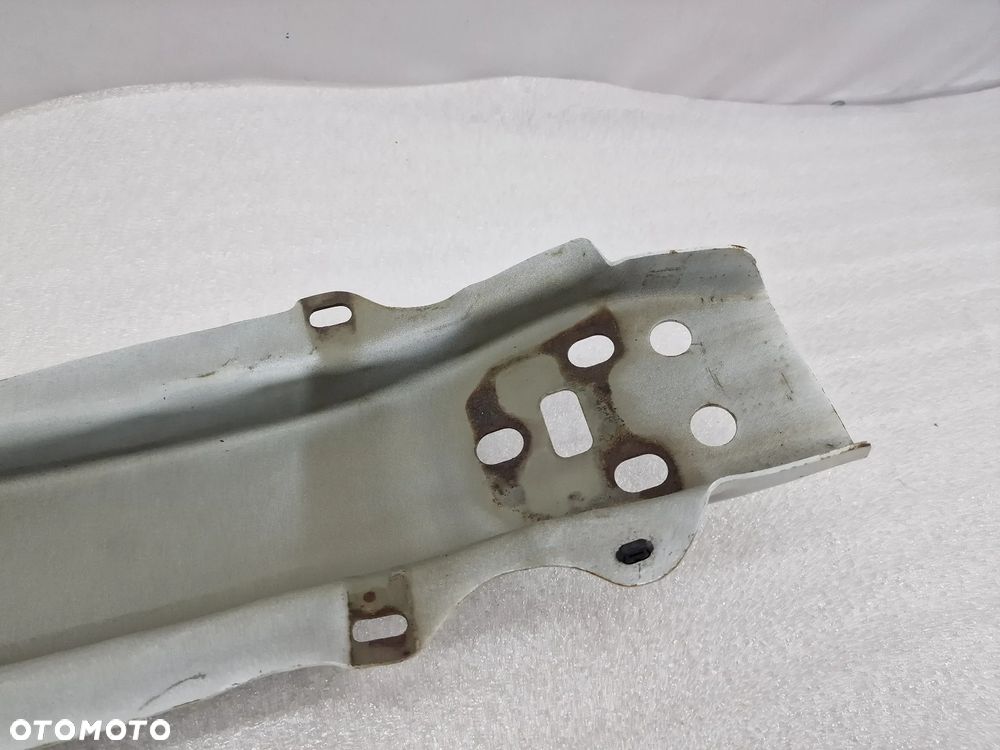 TOYOTA YARIS 3 III LIFT 11-19 BELKA PRZEDNIA PRZÓD / POD ZDERZAK PRZEDNI , NR 156071718 , NR AUKCJI BEL161 - 10