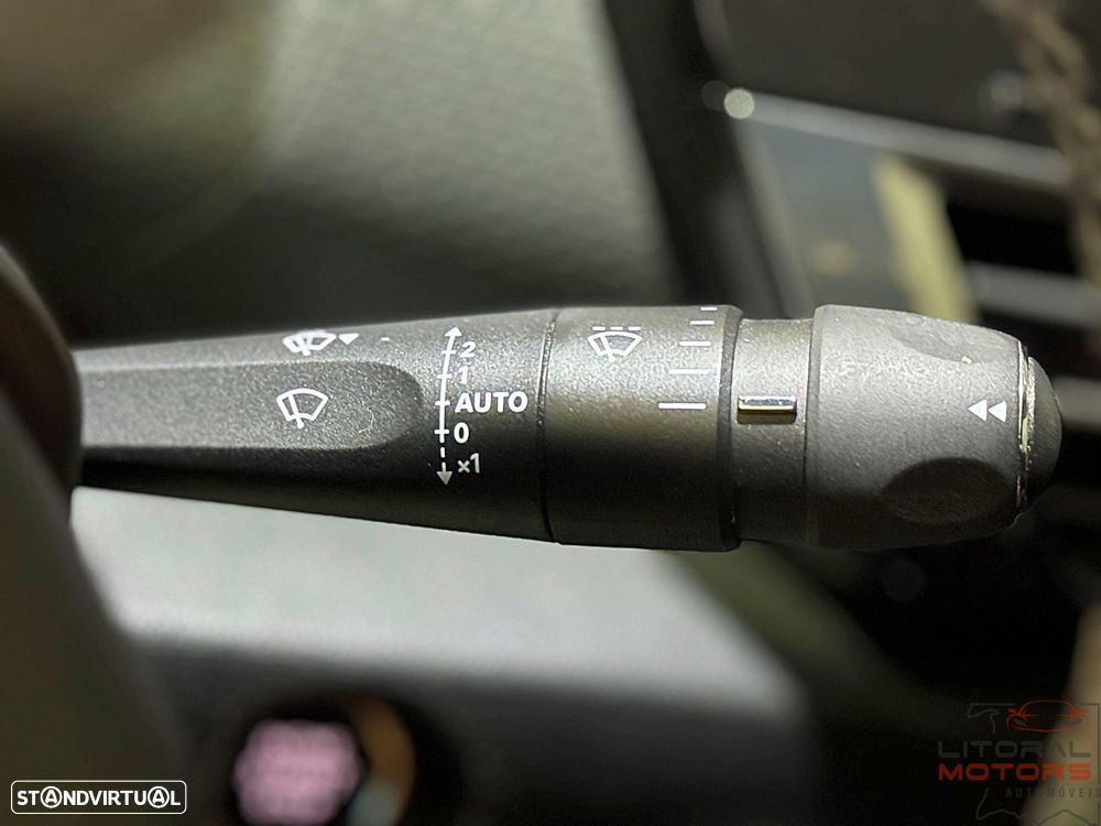 Citroën C4 1.2 PureTech Shine Pack EAT8 - 26