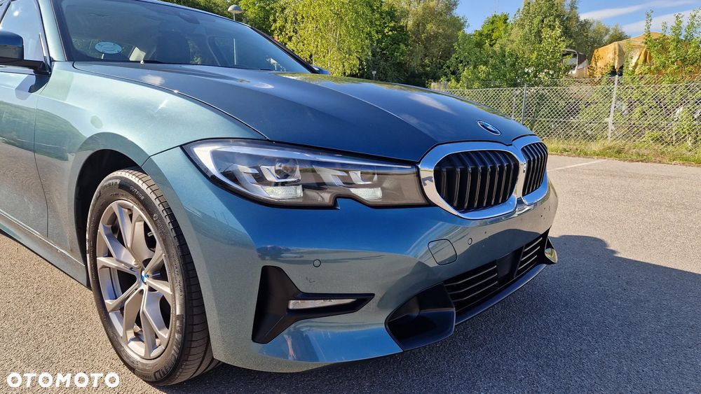 BMW Seria 3 320i GPF Sport - 11