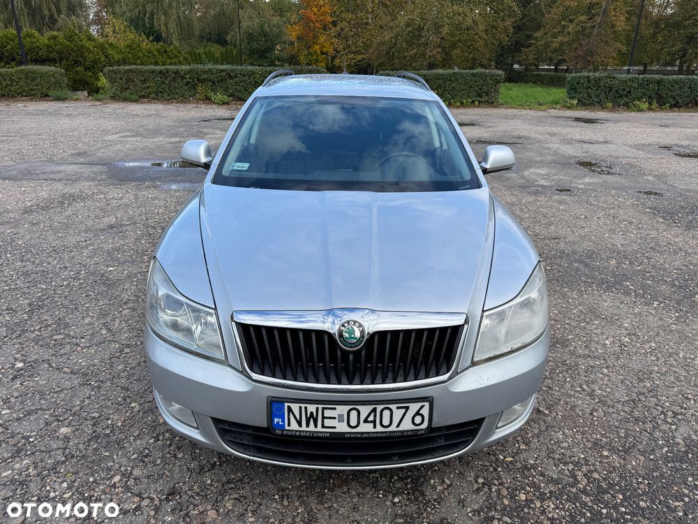 Skoda Octavia 1.2 TSI Active DSG - 2