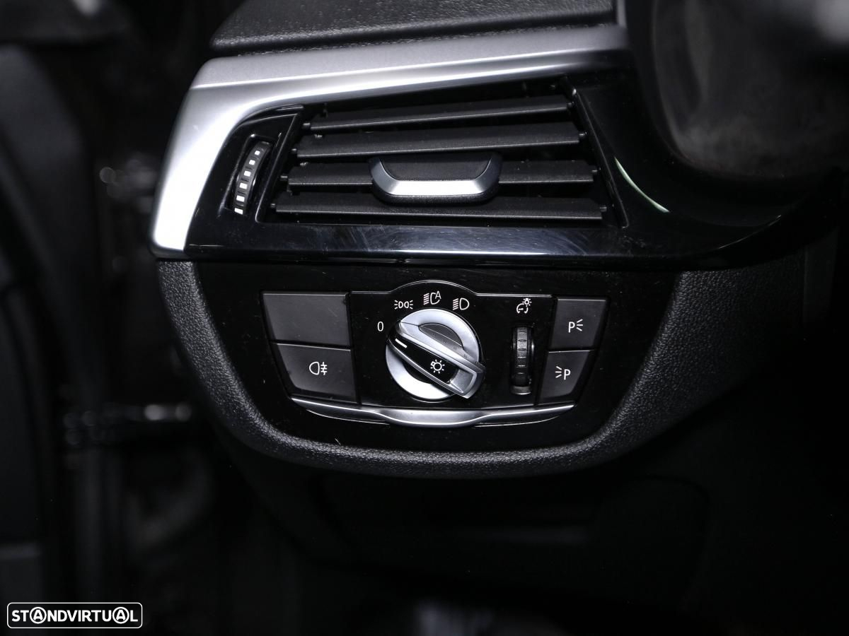 BMW 520 d Auto - 15