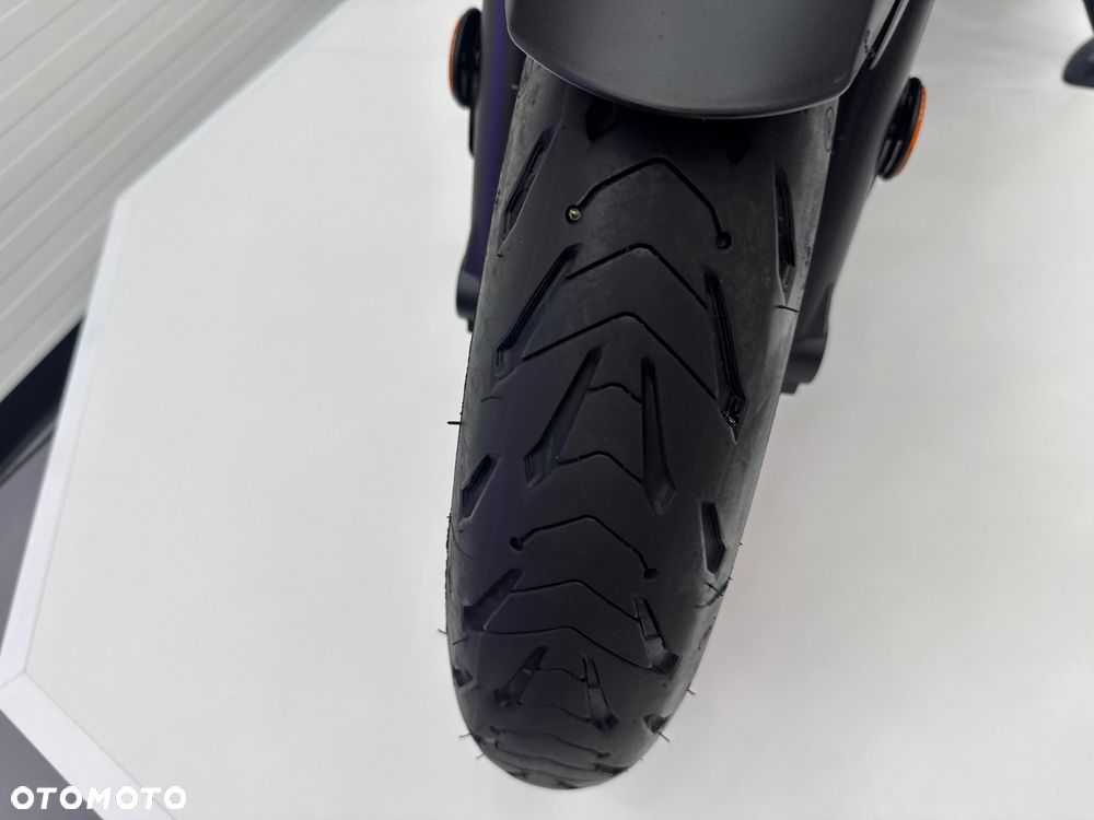 Yamaha MT - 36