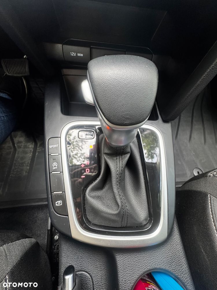 Kia Ceed - 21