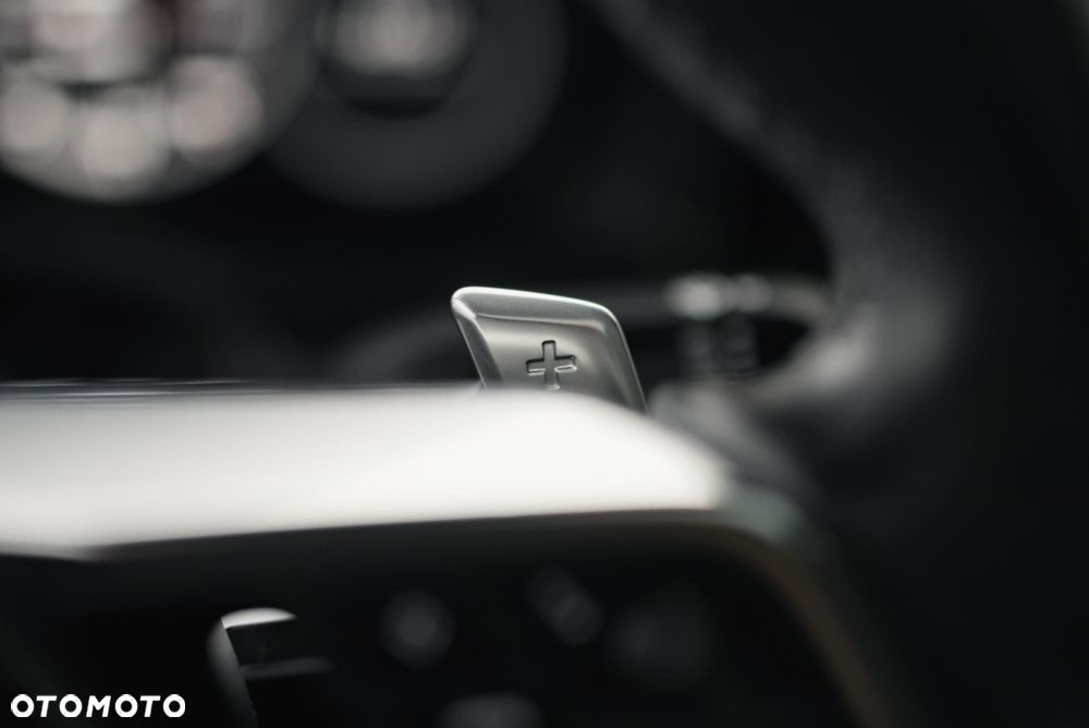 Porsche Cayenne - 27