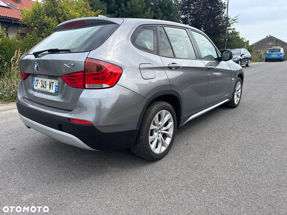 BMW X1 xDrive18d Sport Line - 4