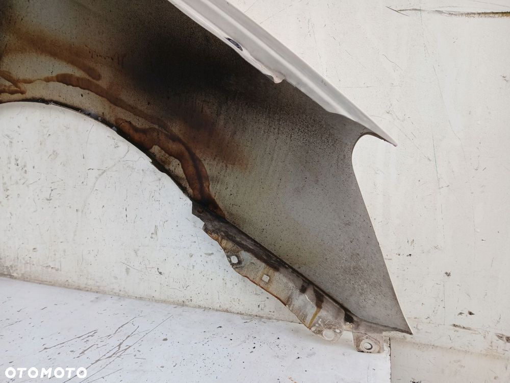 Kia Carens Iii Błotnik Lewy A1 - 9