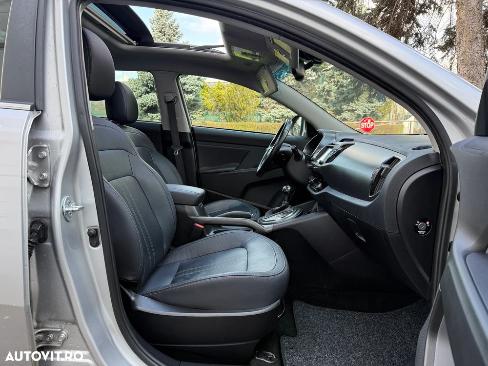 Kia Sportage 2.0 CRDI 4WD Automatik Vision - 6