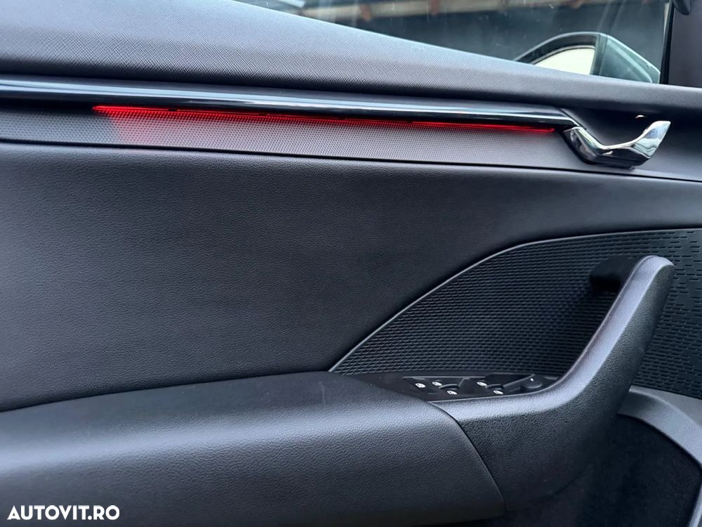 Skoda Octavia Combi 2.0 TDI Ambition - 10