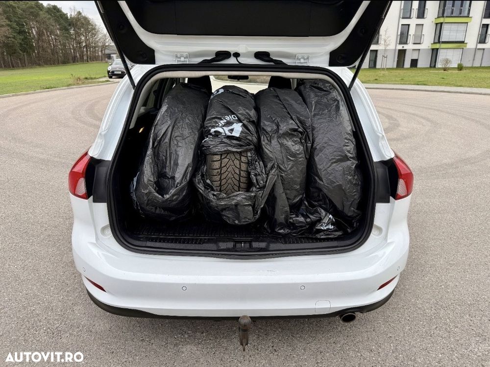 Ford Focus 2.0 EcoBlue Titanium - 6