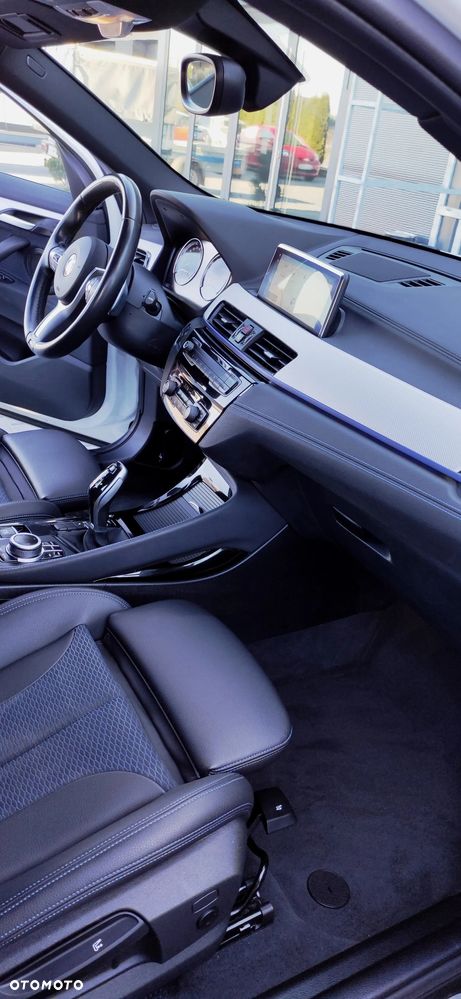 BMW X2 sDrive20i Advantage Plus - 19
