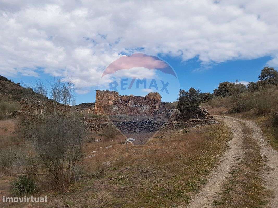 Terreno  para venda - Grande imagem: 2/19