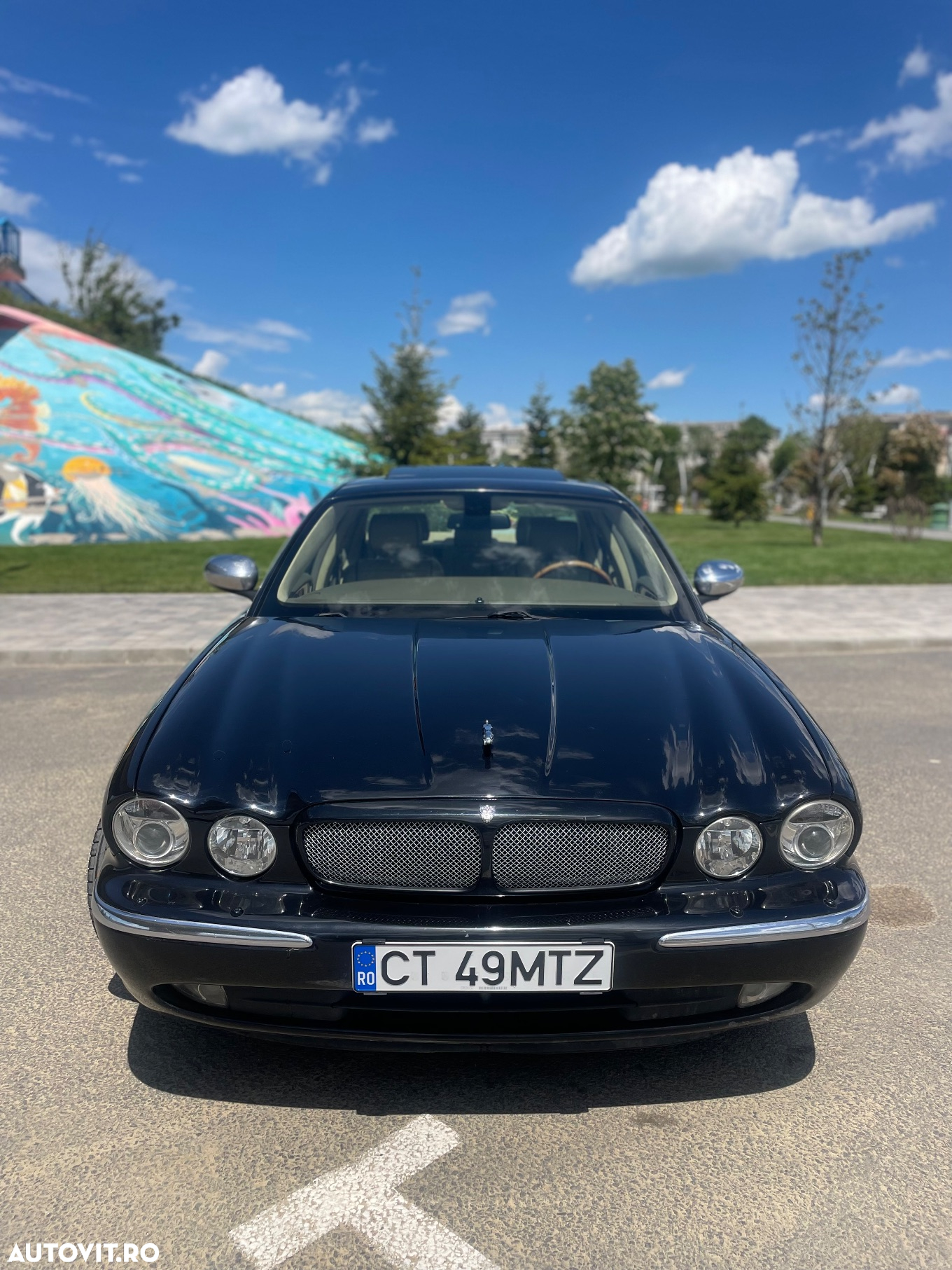 Jaguar XJ - 5