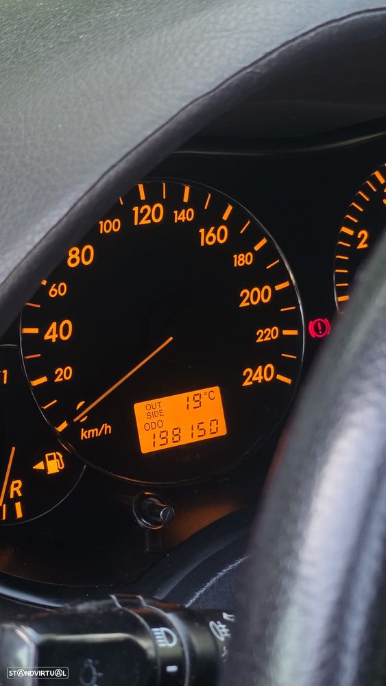 Toyota Avensis SD 1.6 VVT-i - 13