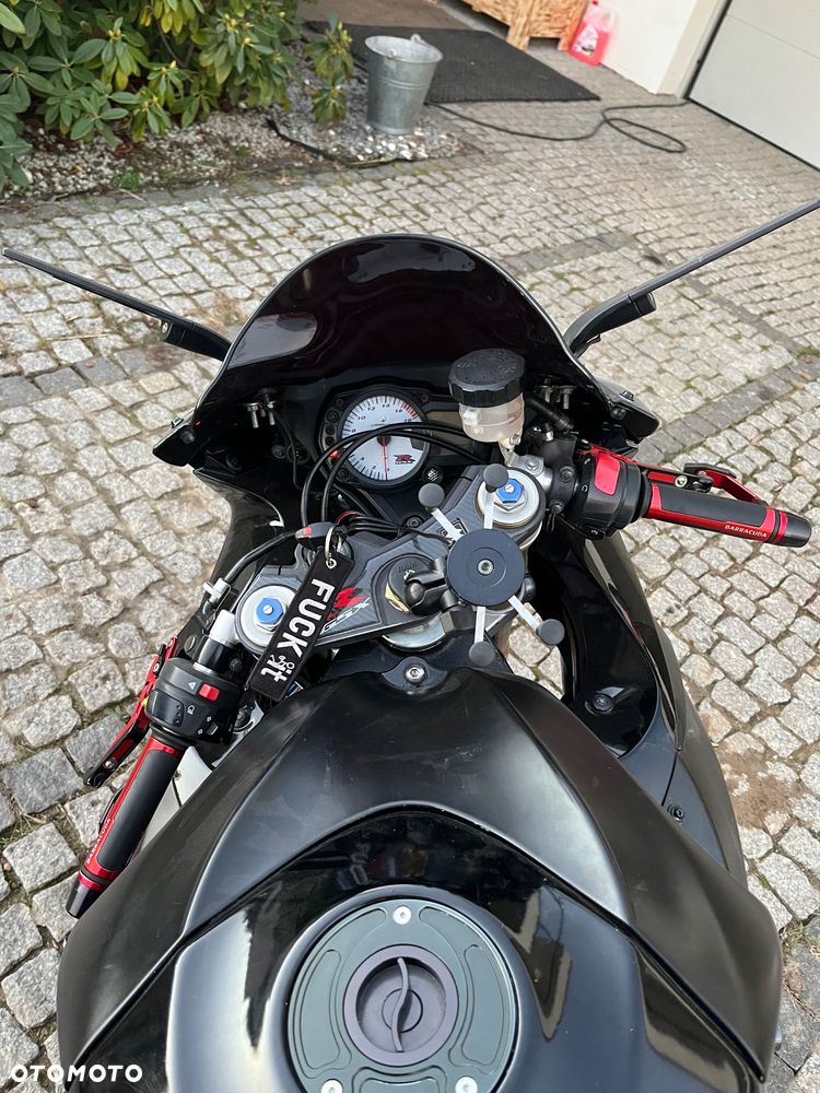 Suzuki GSX-R - 7